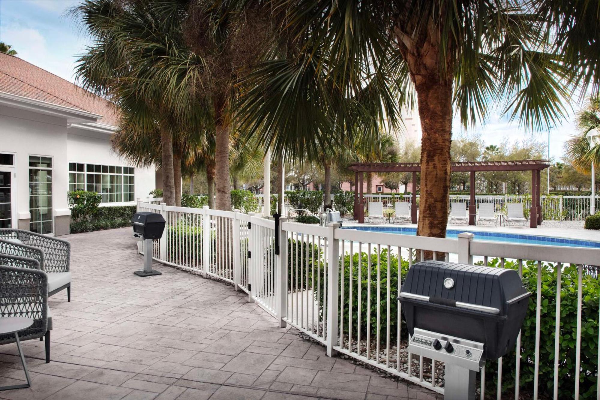 Homewood Suites By Hilton Orlando Airport Exteriör bild